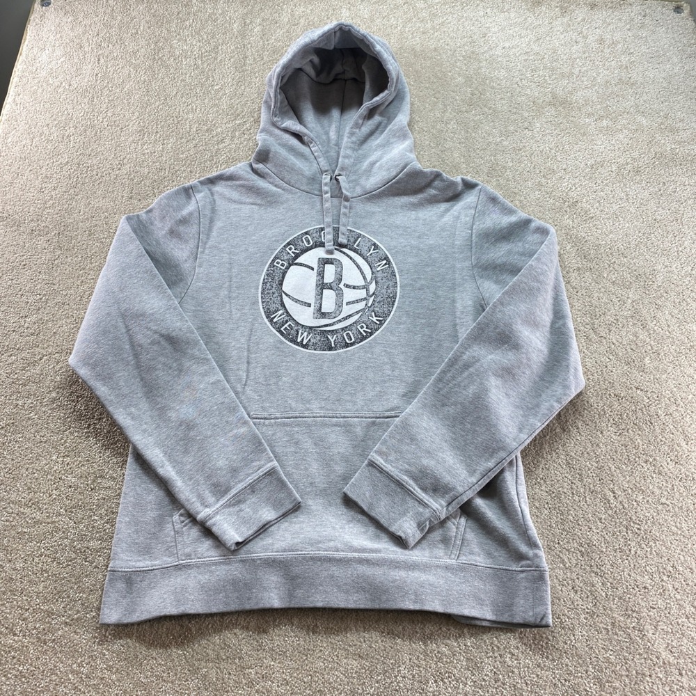 NBA Brooklyn Nets Hoodie Mens Large Gray Basketball Graphic Fleece Sweatshirt